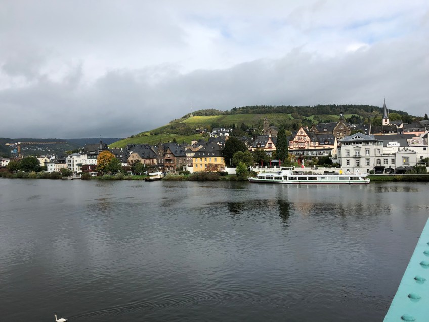 Traben-Trarbach: Blick von der Moselbrücke nach Traben