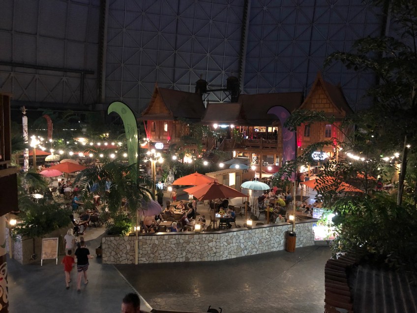 Blick vom Regenwald zum "Sawadee" (früher "Jabarimba")