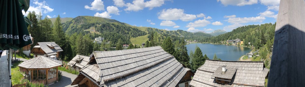 Panorama von der "Mei-Zeit"-Siedlung über Turracherhöhe