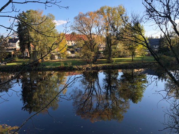 Herbst am großen Fluß mit dem komischen Namen