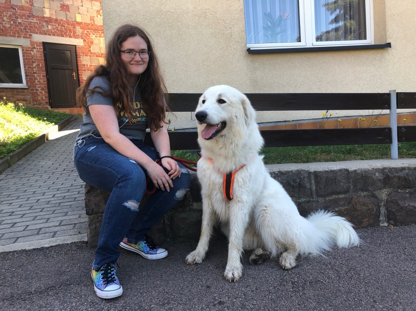 Pause mit meiner großen Menschenschwester