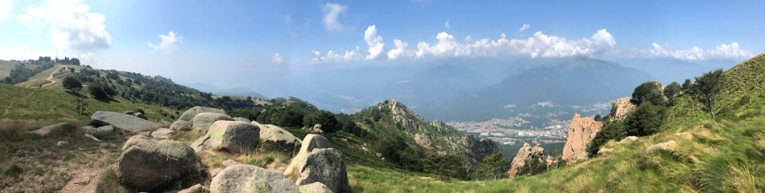 Blick auf Omegna, den Lago d‘Orta und in Richtung Monte Rosa (heute leider nicht zu sehen)